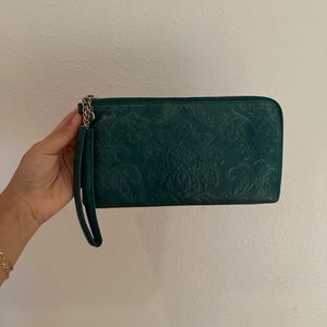 HOBO EMBOSSED WALLET